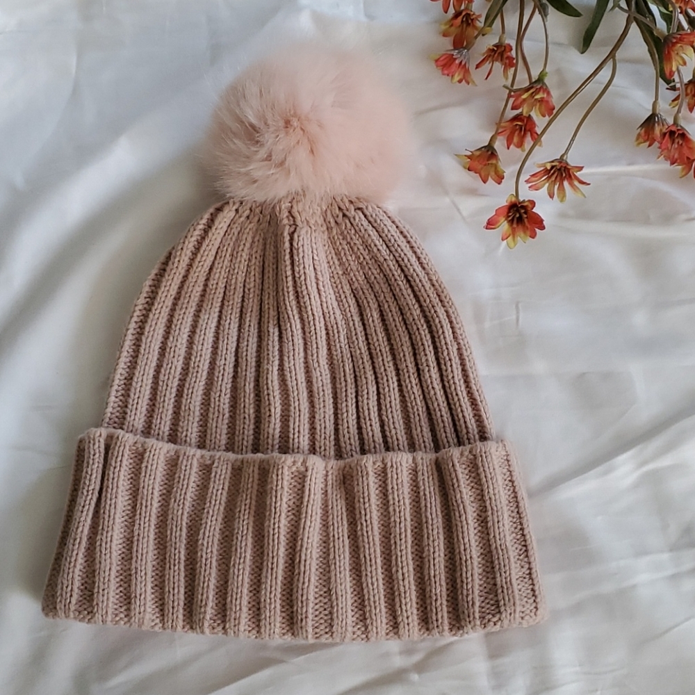 H&M Divided | Beanie Ribbed Hat with Pom-Pom. OS